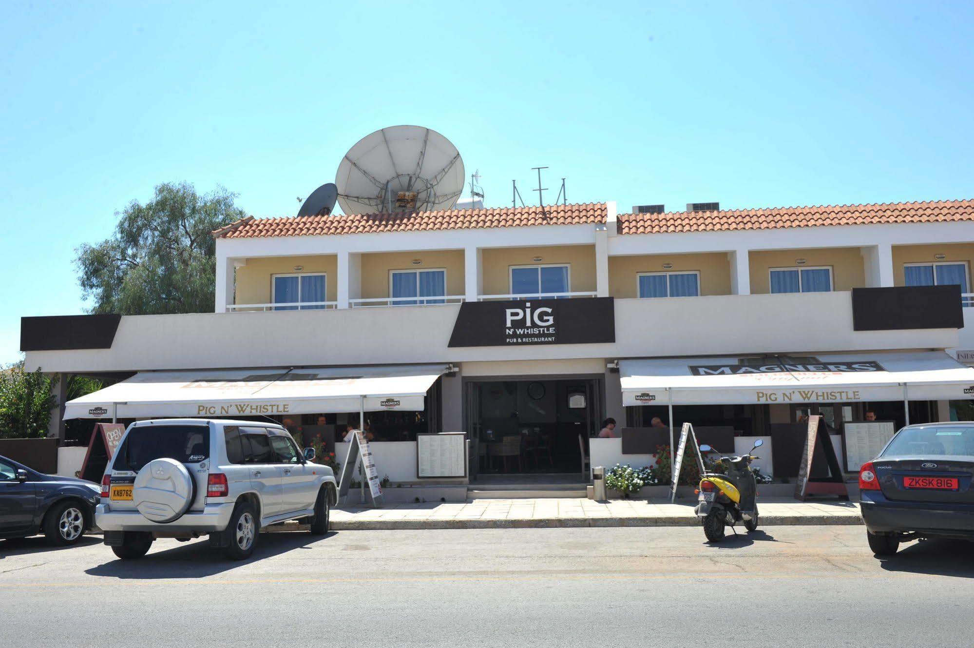 Captain Karas Holidays Hotel de apartamente 3*
