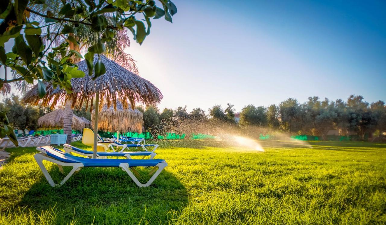 Captain Karas Holidays Hotel de apartamente 3*